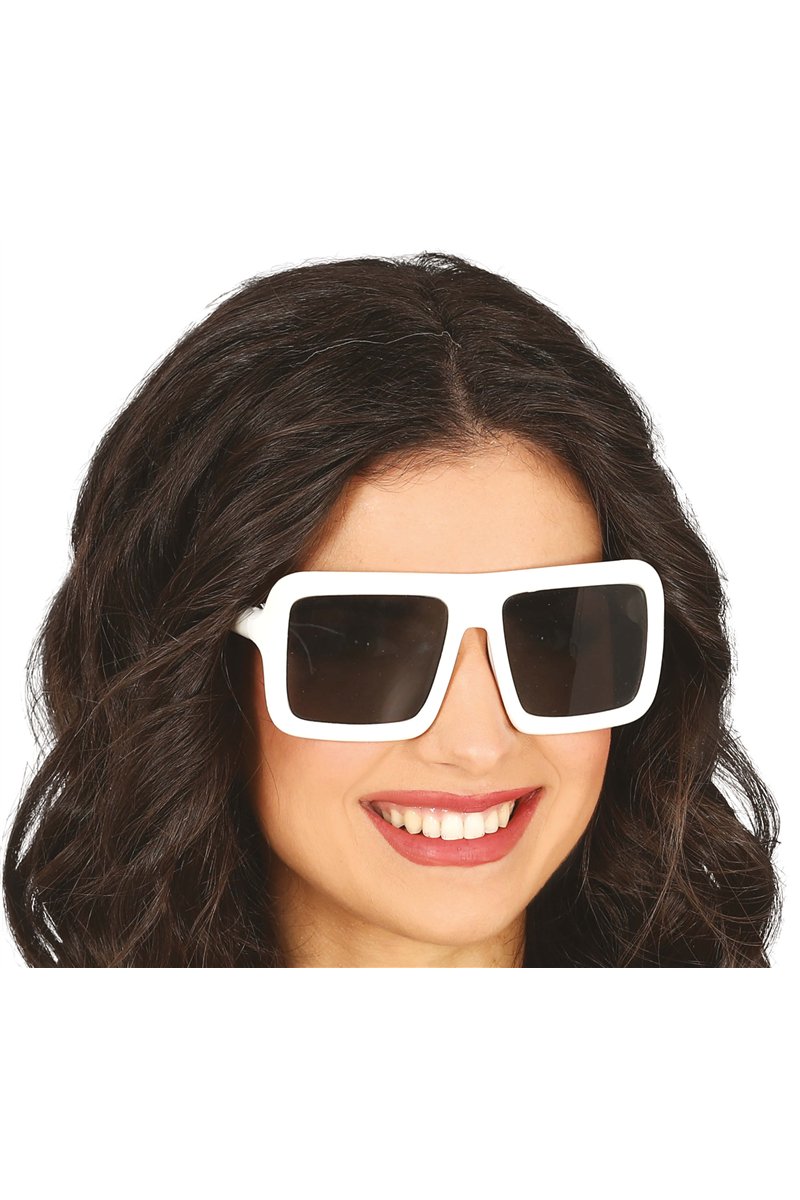 SQUARE WHITE GLASSES