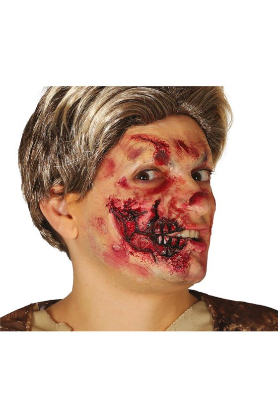 HALF MOUTH LATEX SCAR