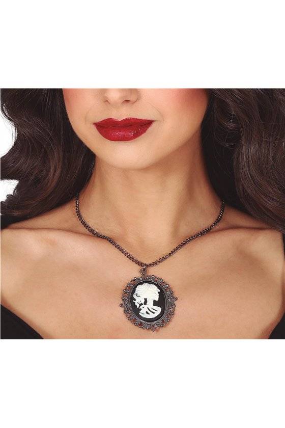 MEDALLION NECKLACE WITH BUST 5 CMS